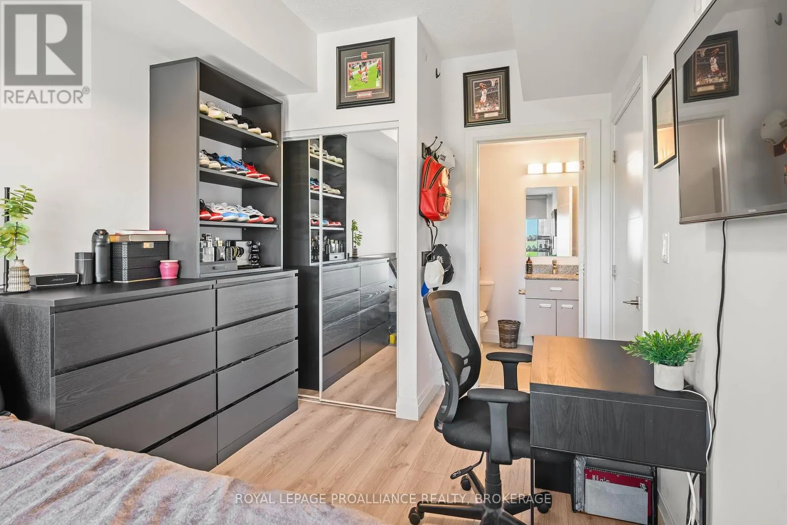 914 - 652 PRINCESS STREET, #914