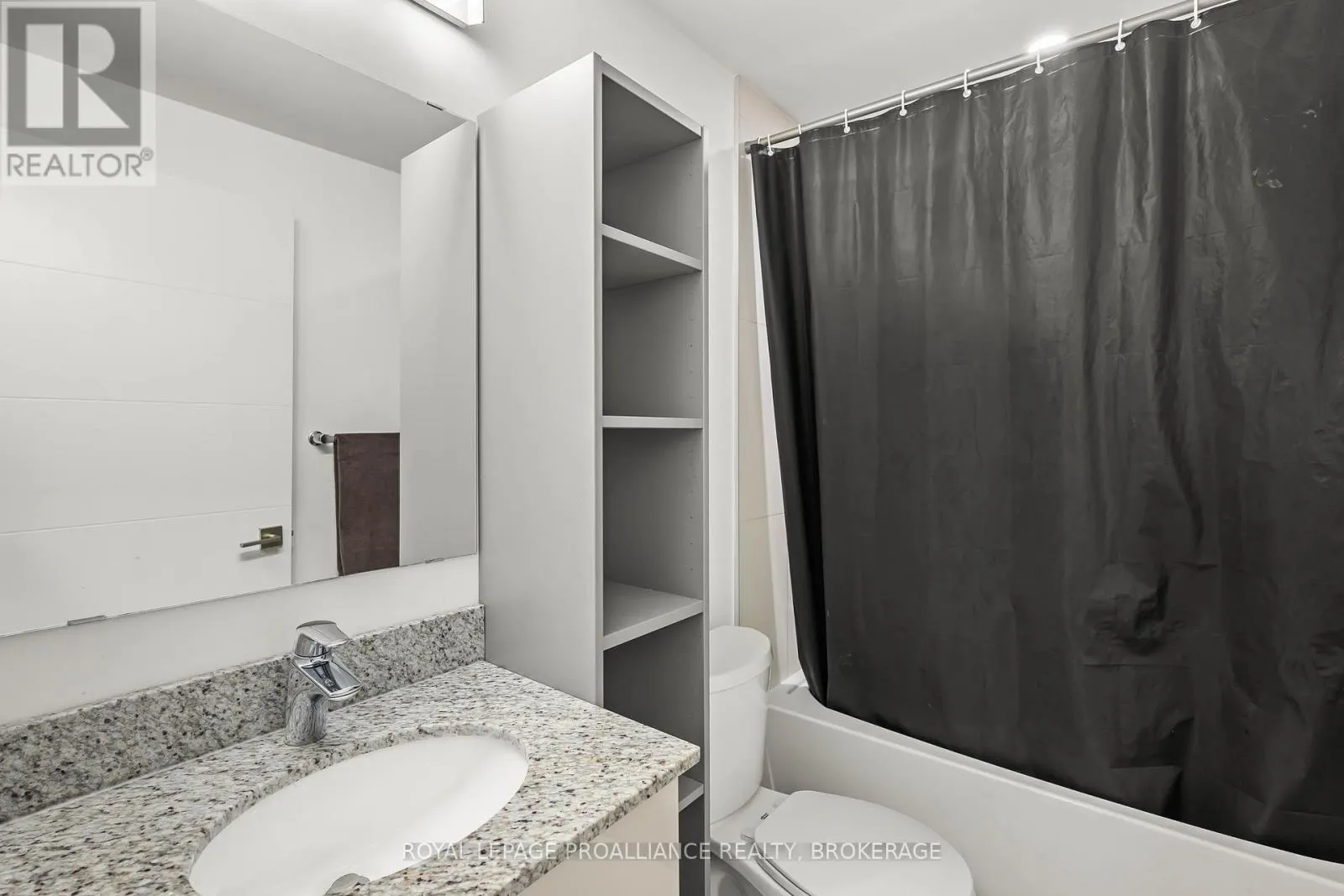 914 - 652 PRINCESS STREET, #914