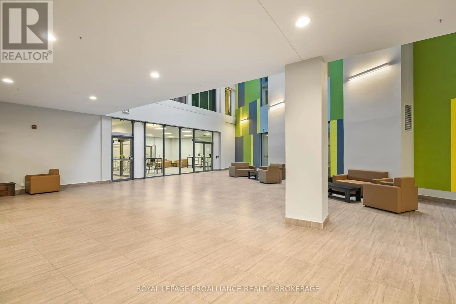 914 - 652 PRINCESS STREET, #914