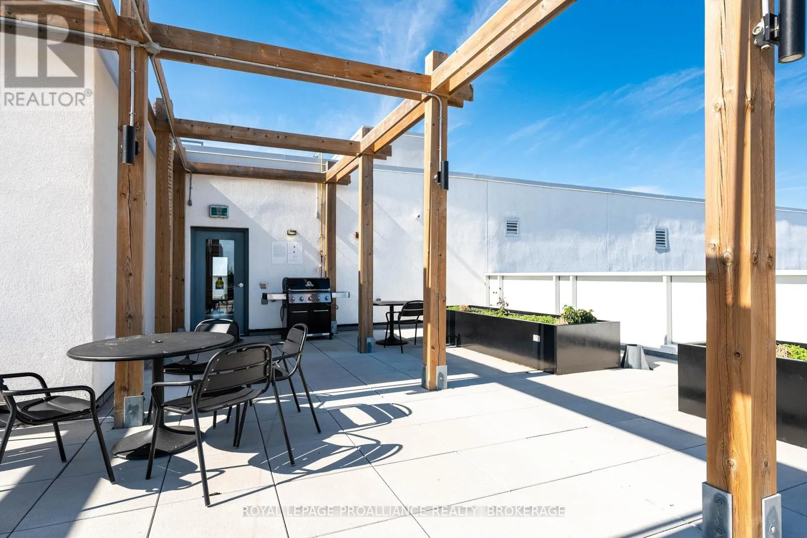 914 - 652 PRINCESS STREET, #914