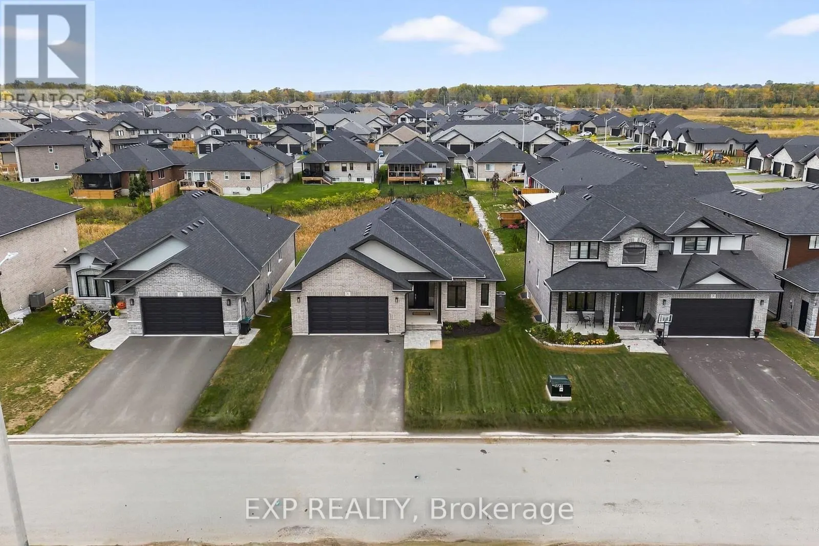 6 VAUGHN COURT