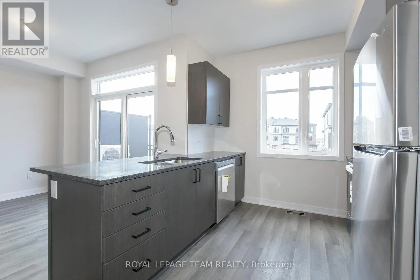 206 TUSSOCK PRIVATE