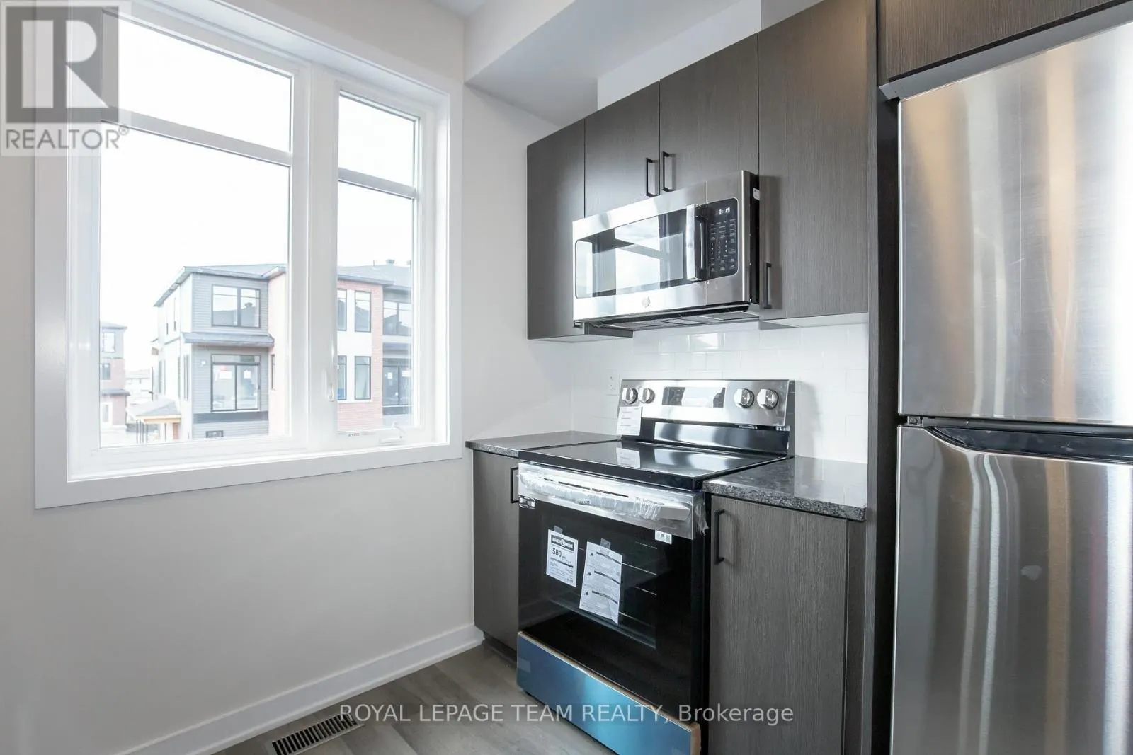 206 TUSSOCK PRIVATE