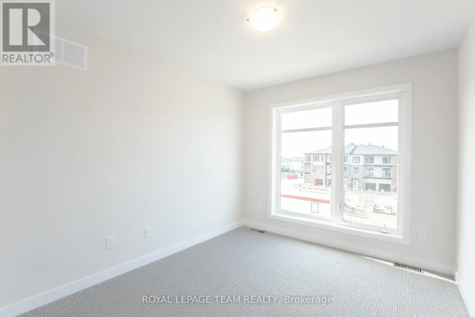 206 TUSSOCK PRIVATE