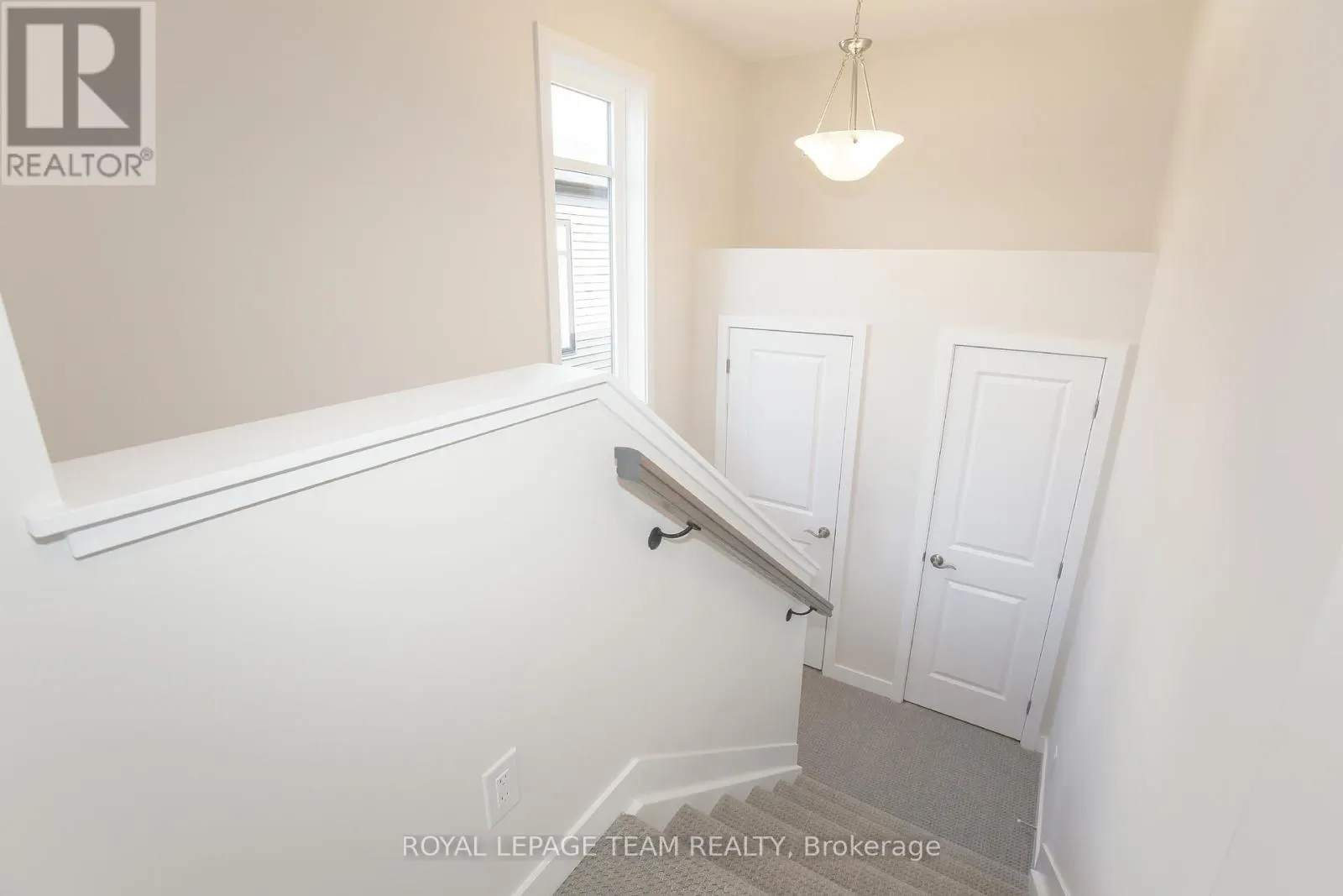 206 TUSSOCK PRIVATE