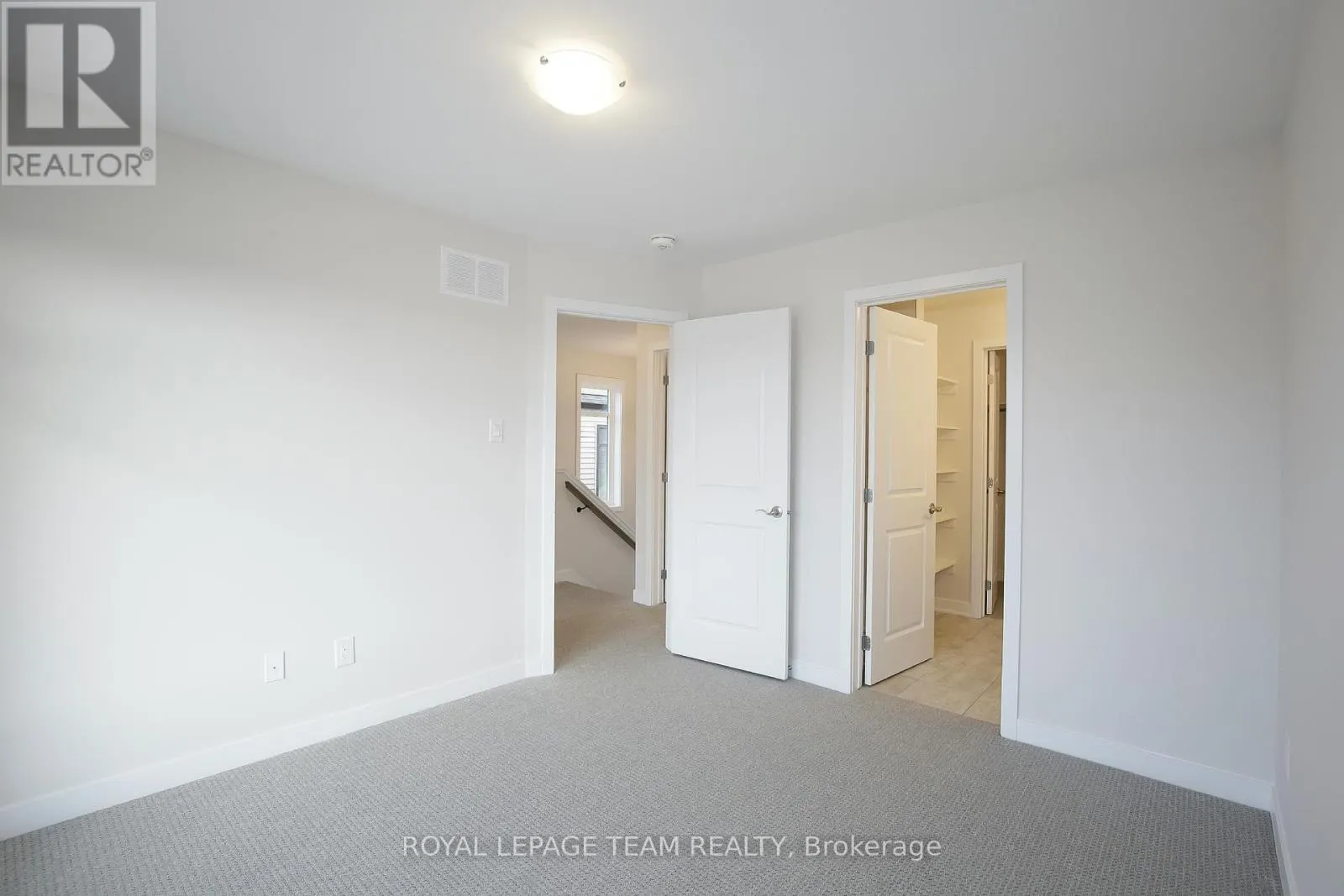 206 TUSSOCK PRIVATE