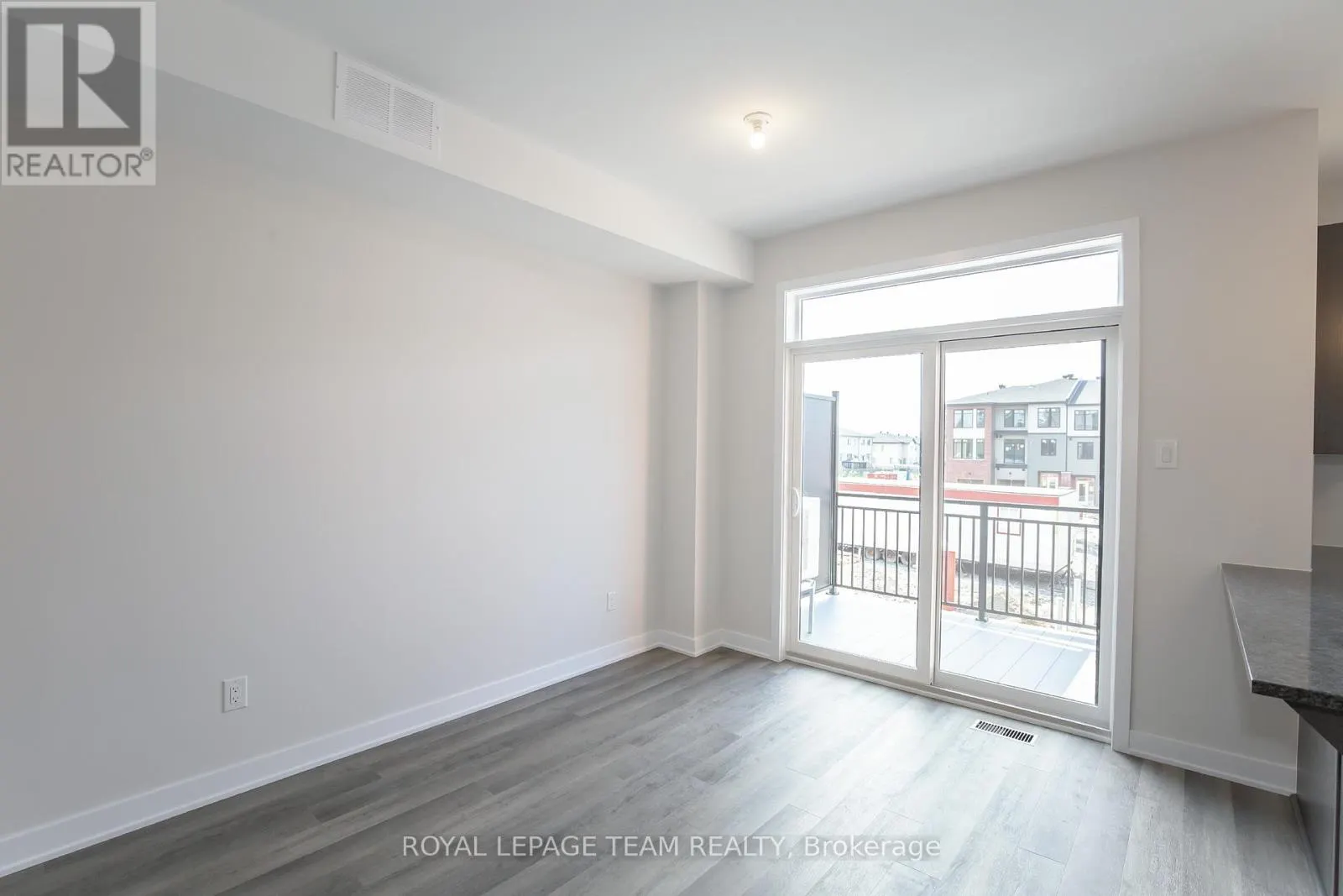 206 TUSSOCK PRIVATE