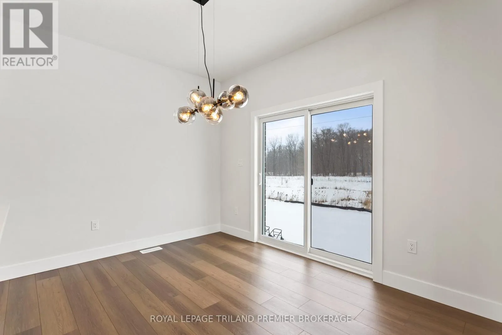 1585 CHICKADEE TRAIL