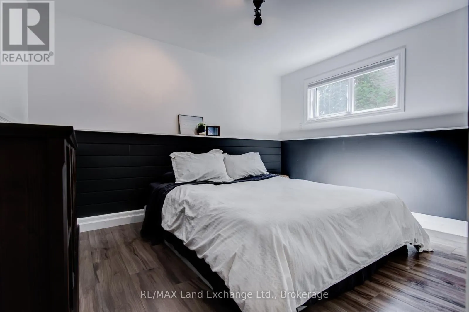 #2 - 511 WALES DRIVE, ##2