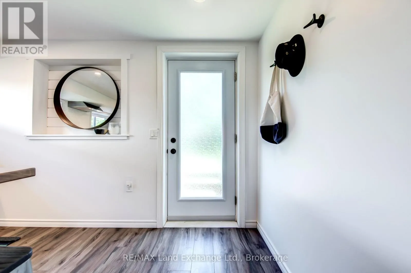 #2 - 511 WALES DRIVE, ##2