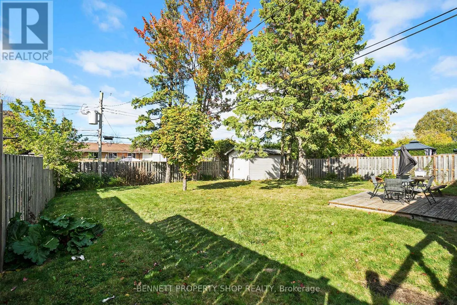 17 GLENMANOR DRIVE
