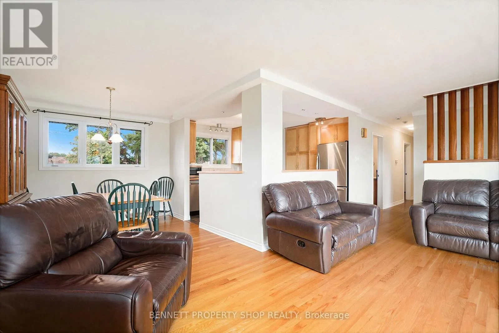 17 GLENMANOR DRIVE