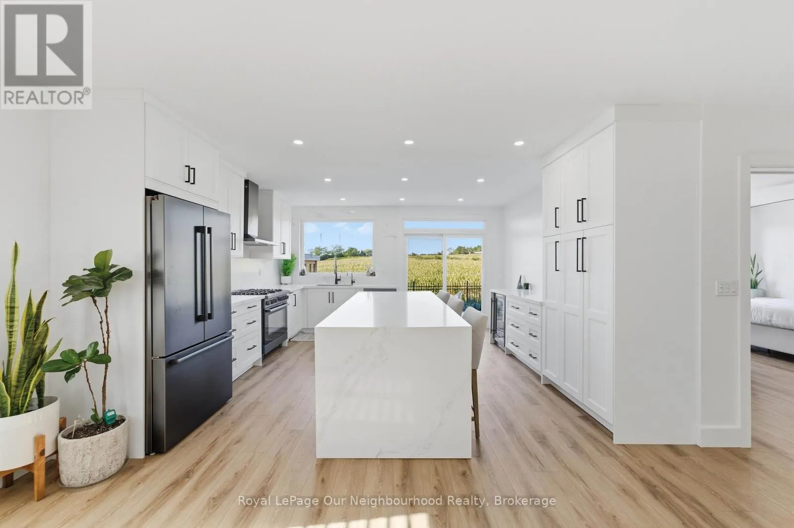 36 HUFFMAN AVENUE