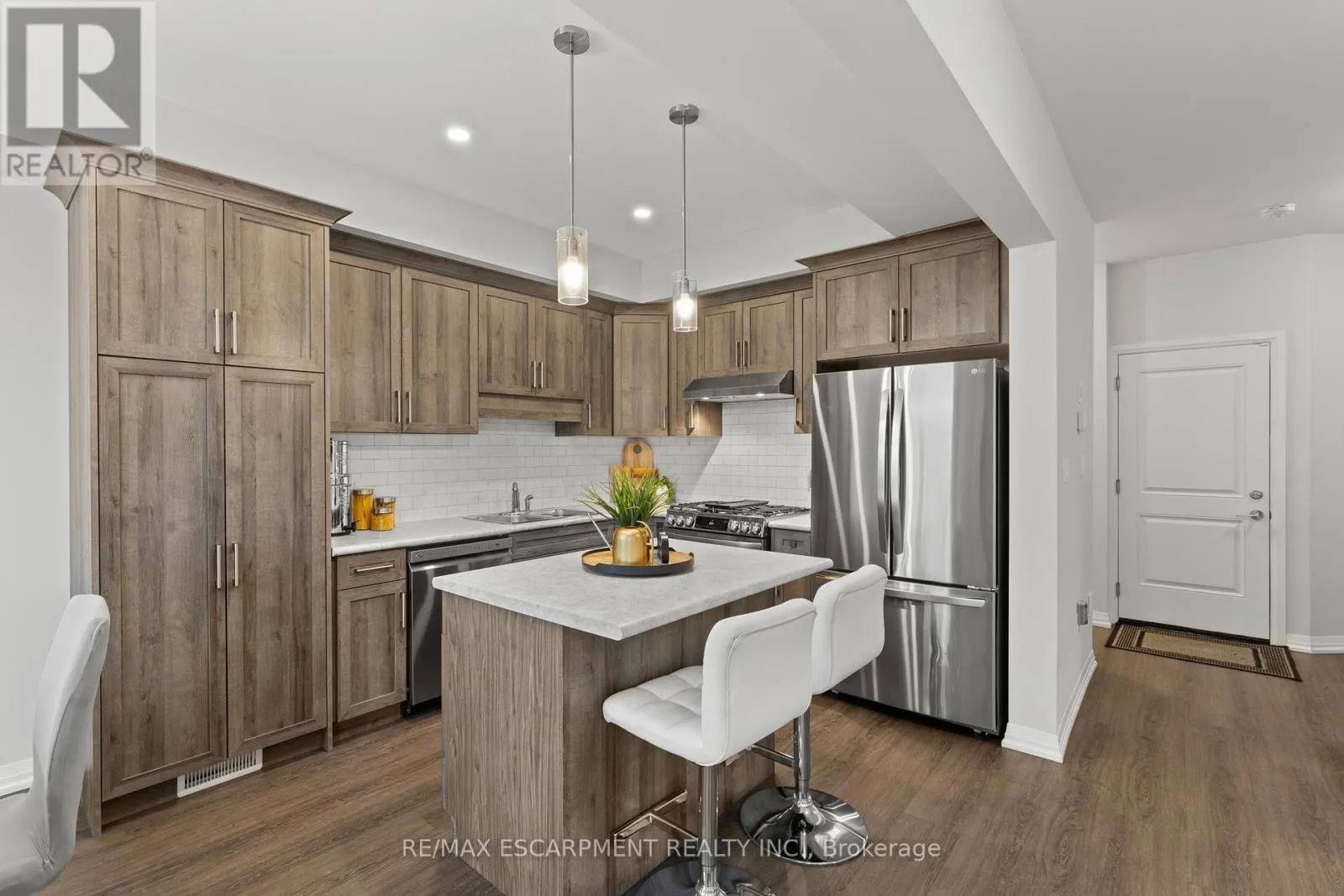 96 - 4552 PORTAGE ROAD
