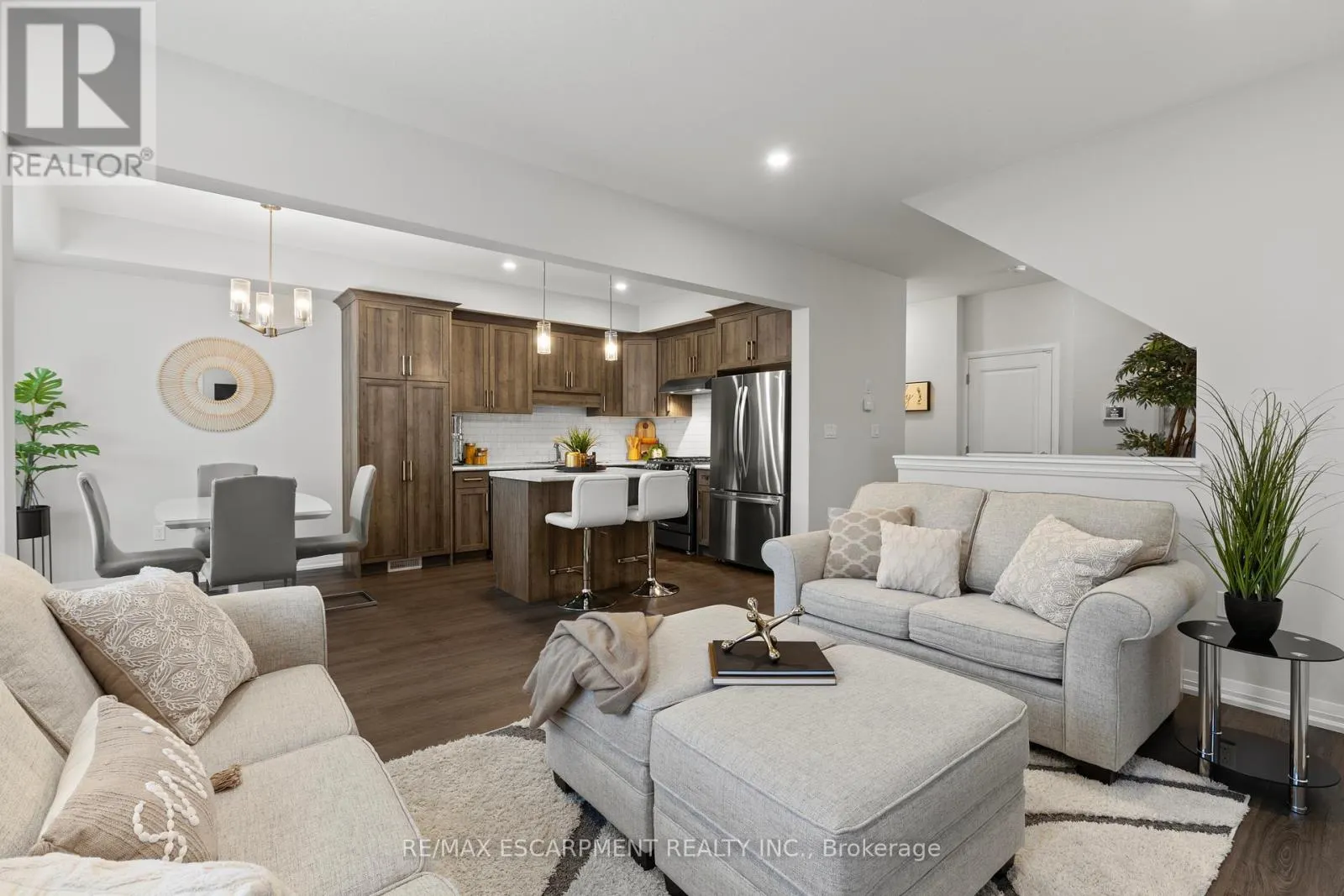 96 - 4552 PORTAGE ROAD