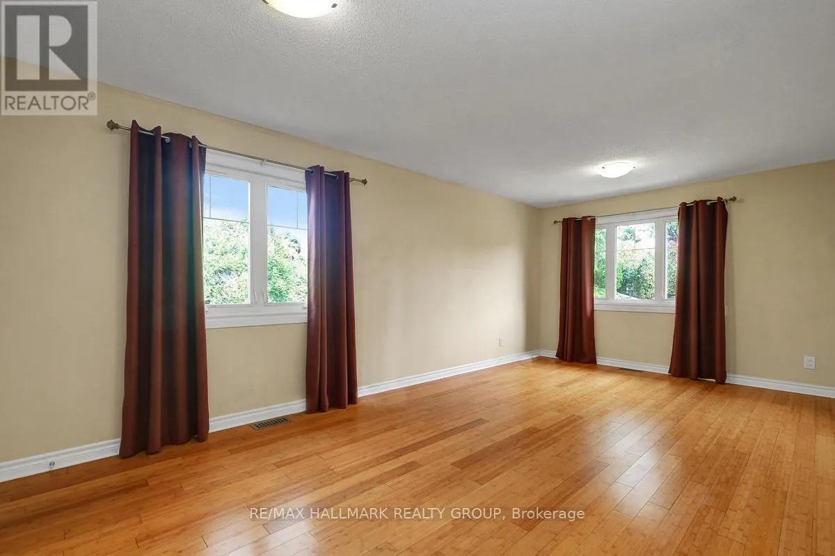 2194 NIAGARA DRIVE