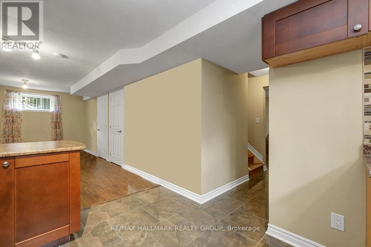 2194 NIAGARA DRIVE