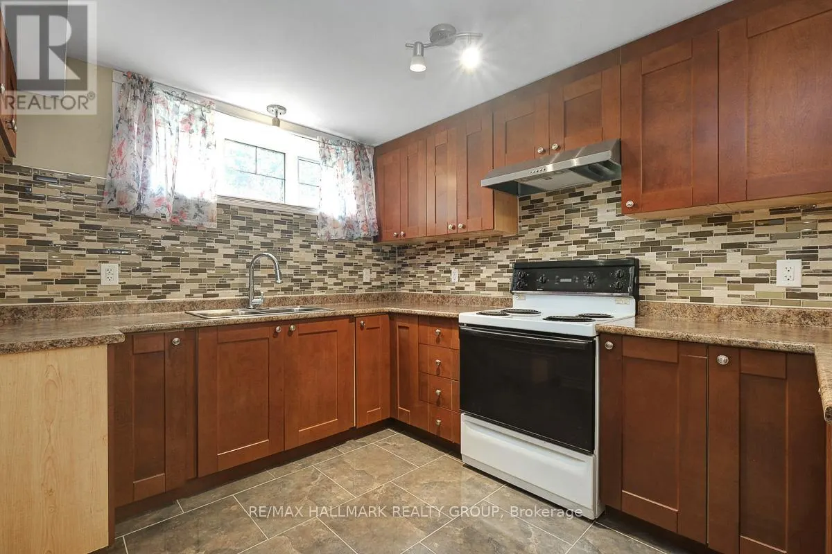 2194 NIAGARA DRIVE