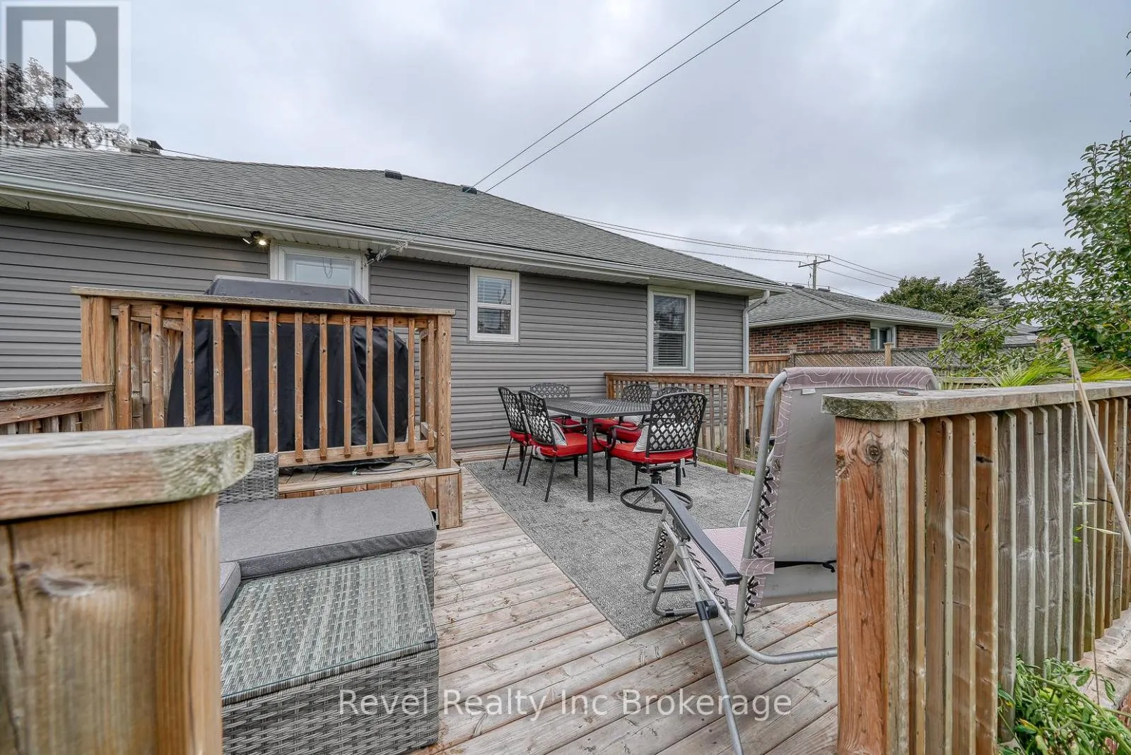 764 DEVONSHIRE AVENUE