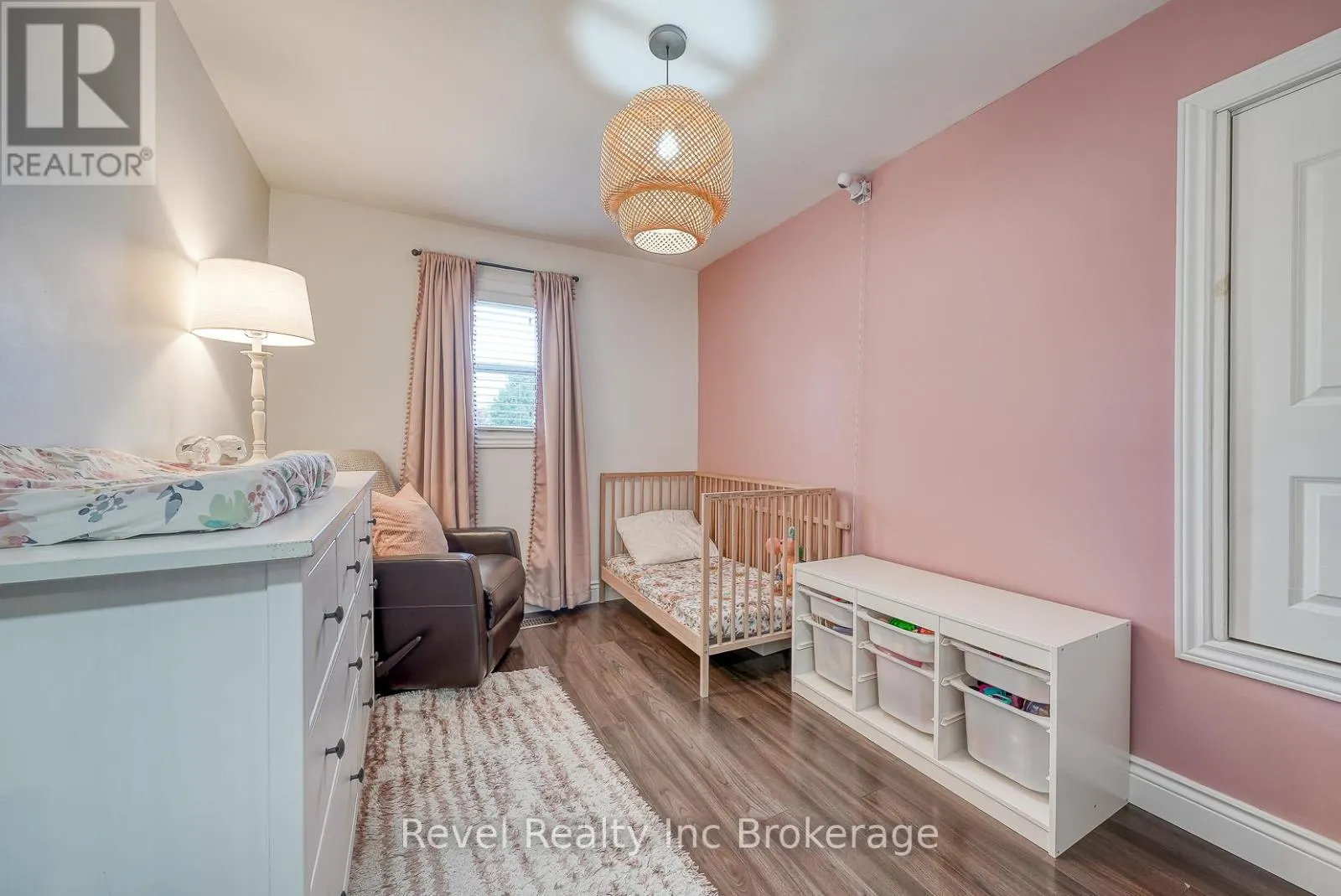 764 DEVONSHIRE AVENUE