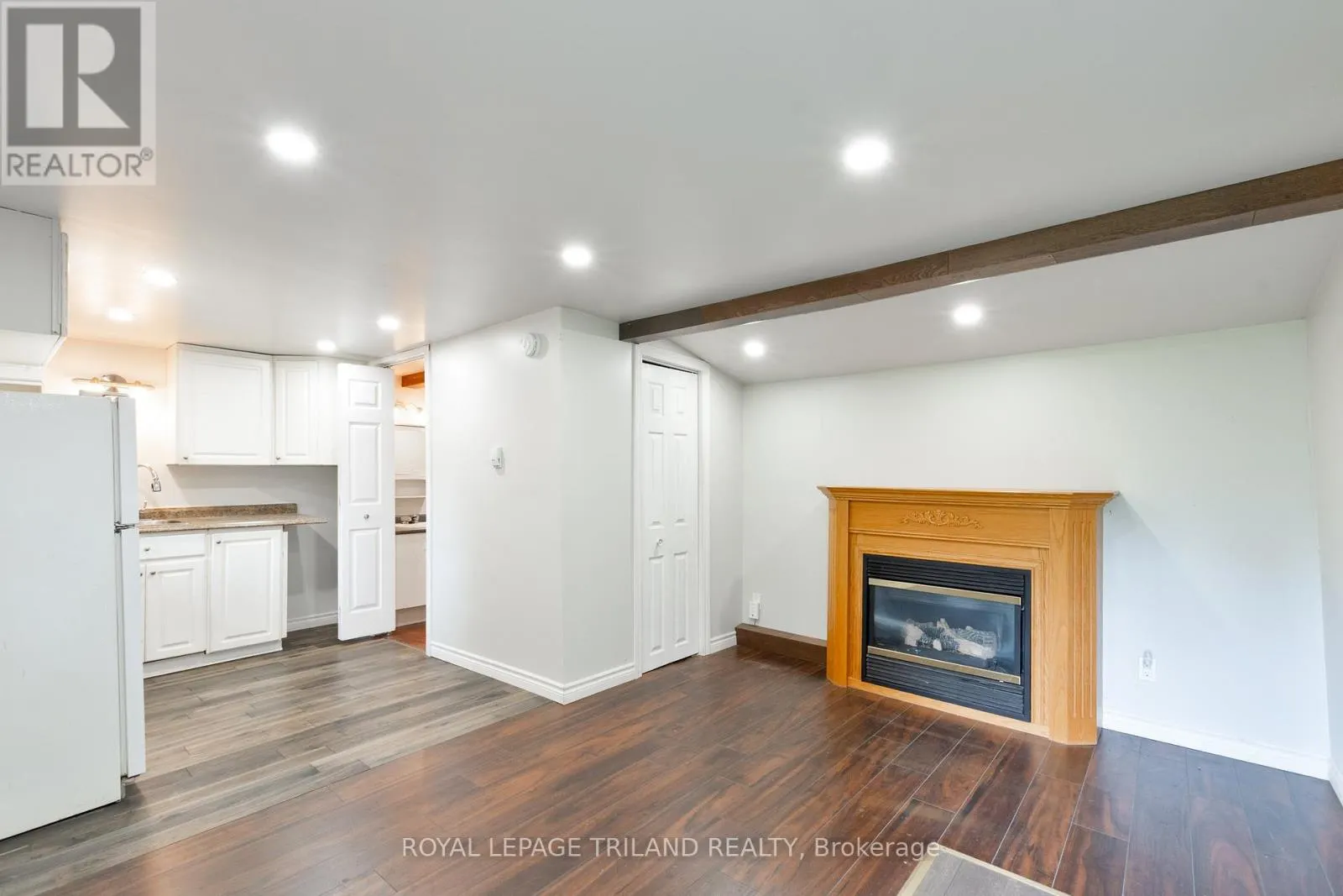 6267 SUNSET ROAD