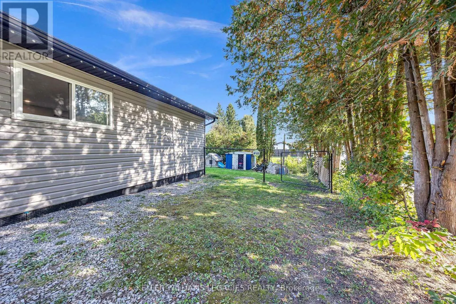 74 COWANS CRESCENT