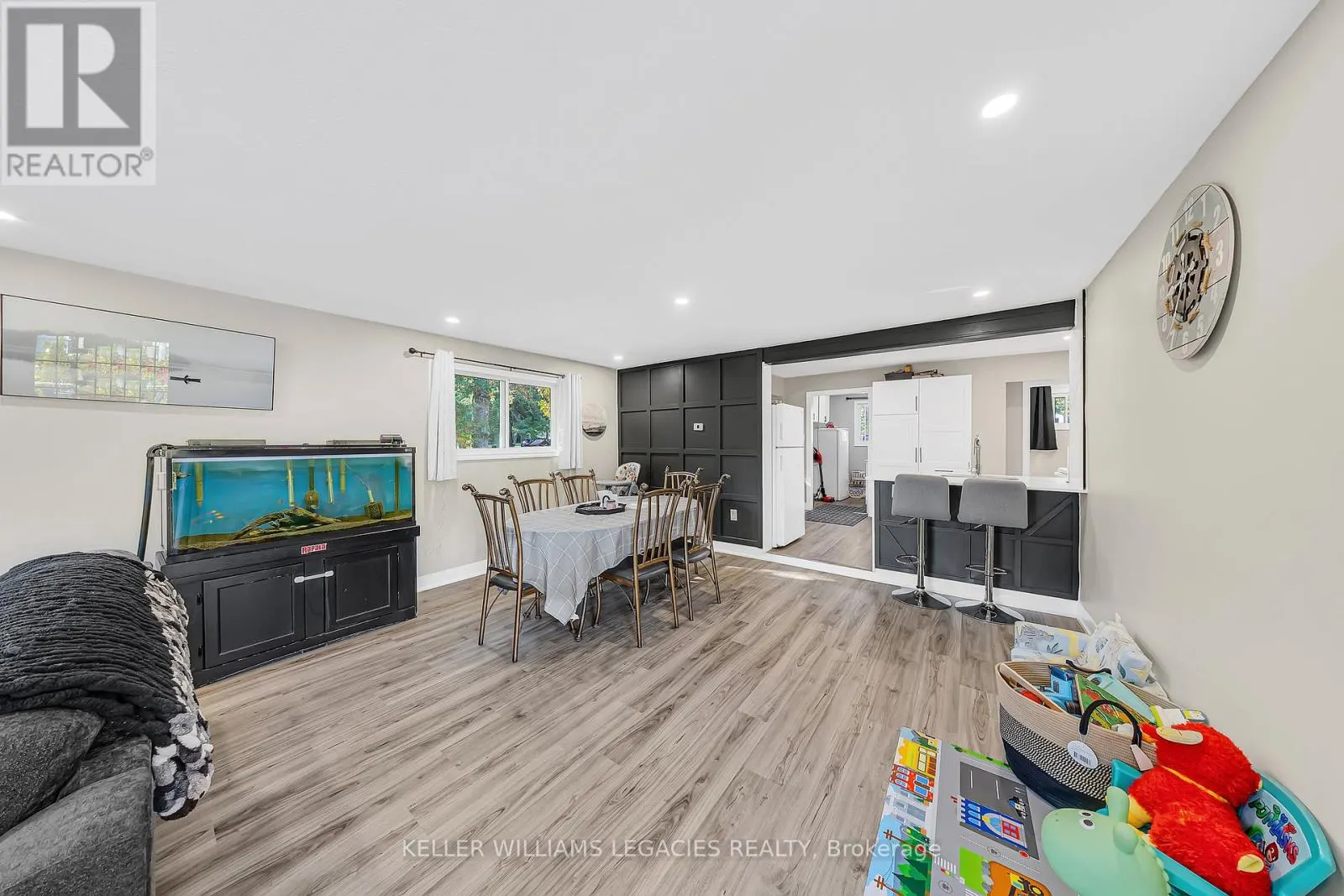 74 COWANS CRESCENT