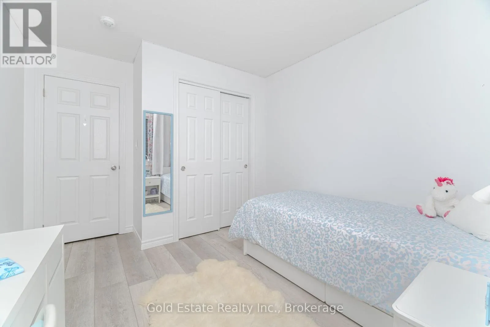 292 FREURE DRIVE