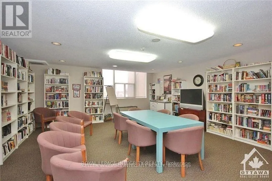 1412 - 2760 CAROUSEL CRESCENT