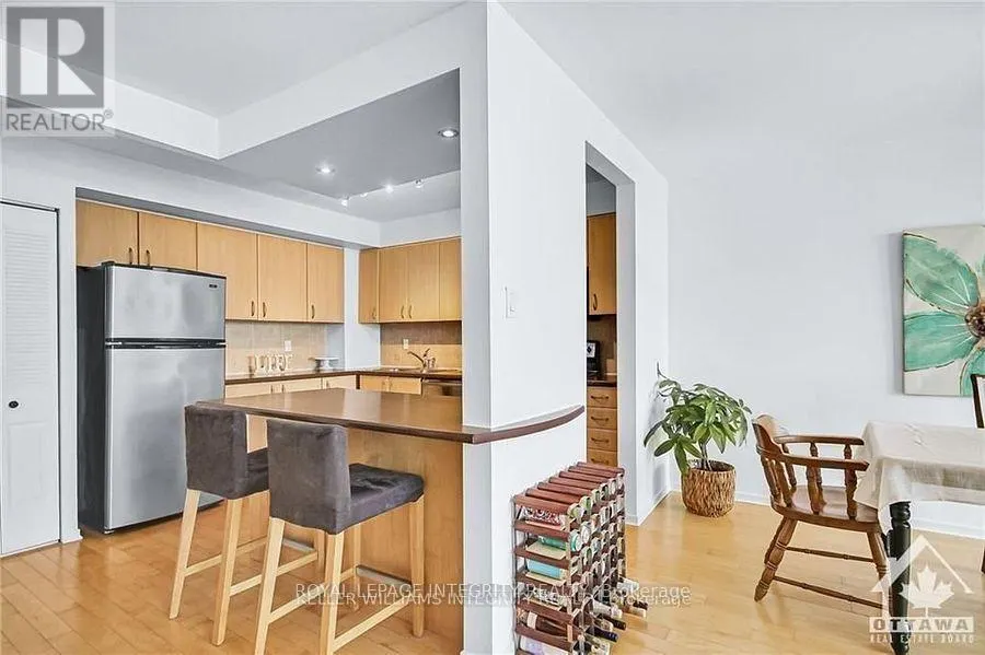 1412 - 2760 CAROUSEL CRESCENT