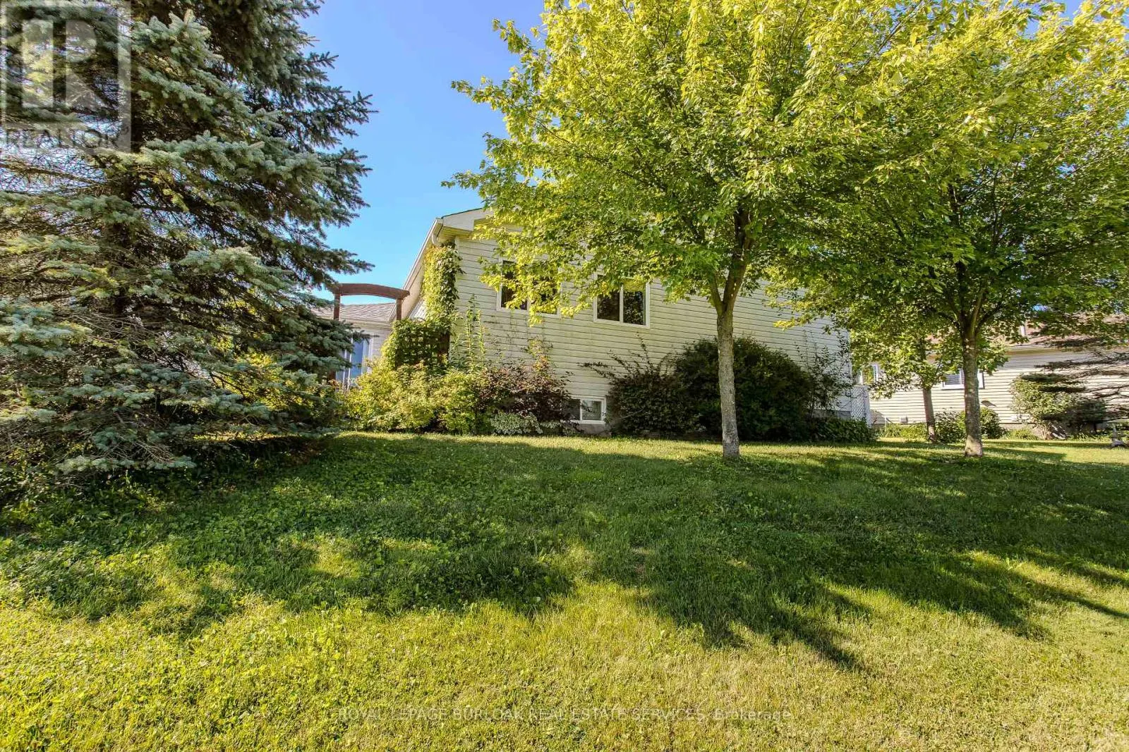 109 EMERALD COURT