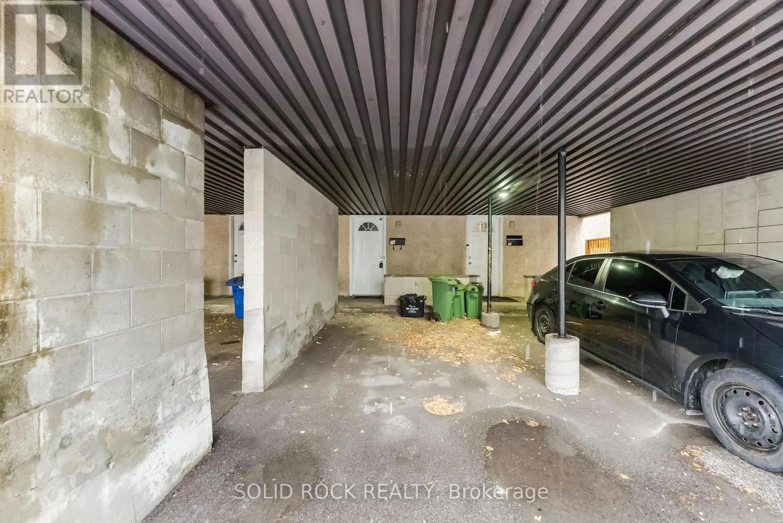 39 - 3415 UPLANDS DRIVE