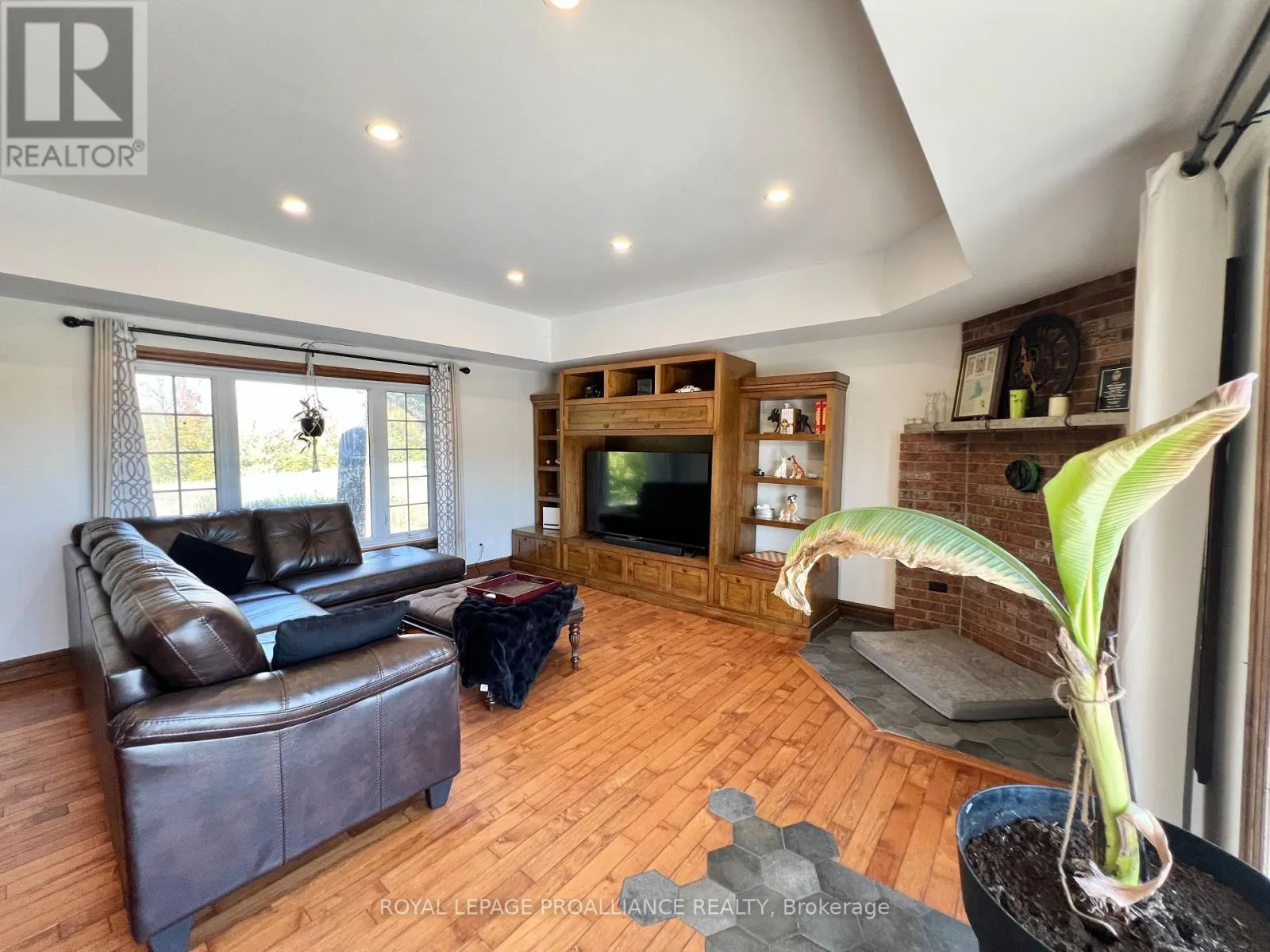 1396 SHANNON ROAD