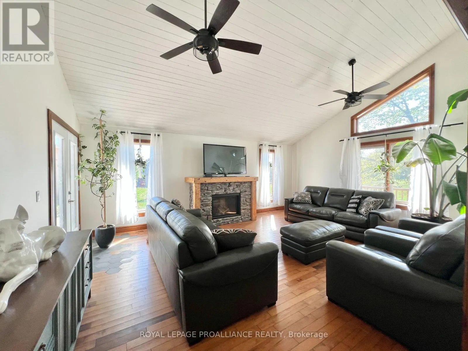 1396 SHANNON ROAD
