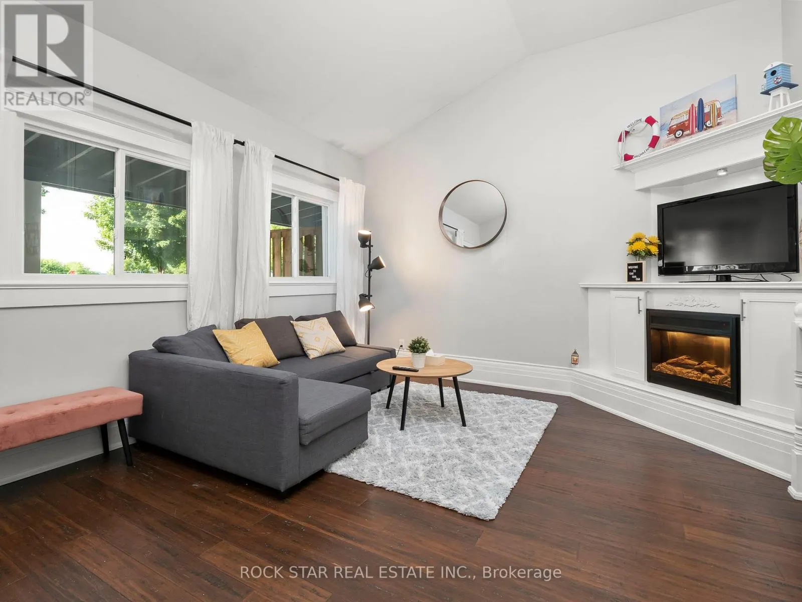 47 BURLINGTON STREET W