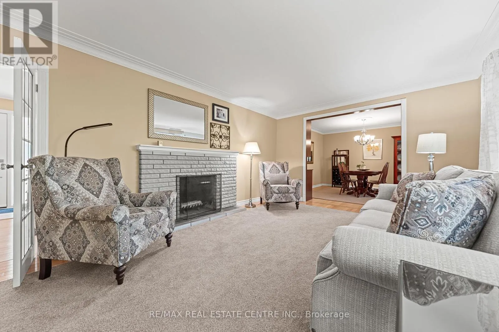 45 HIGHLAND CRESCENT