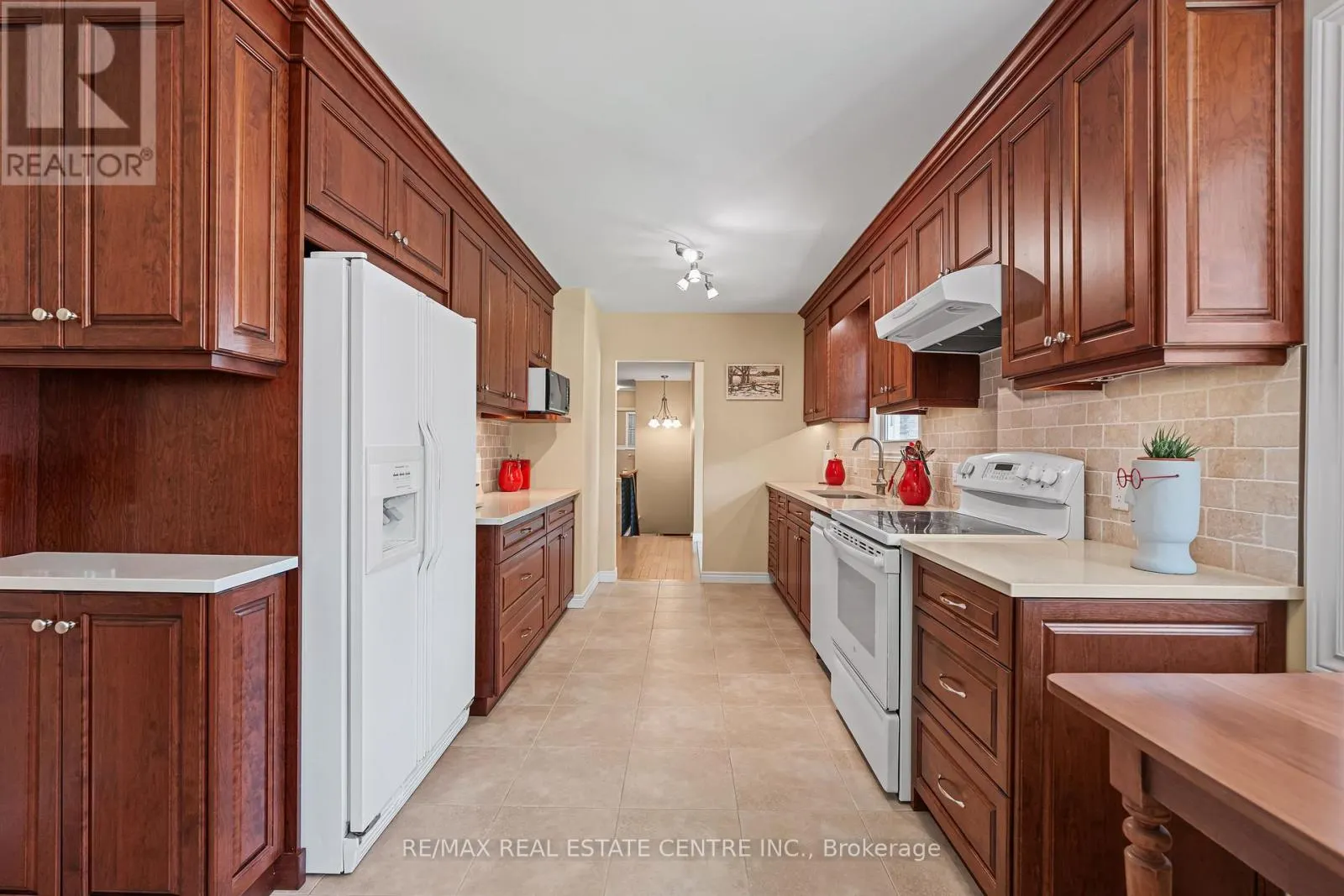 45 HIGHLAND CRESCENT