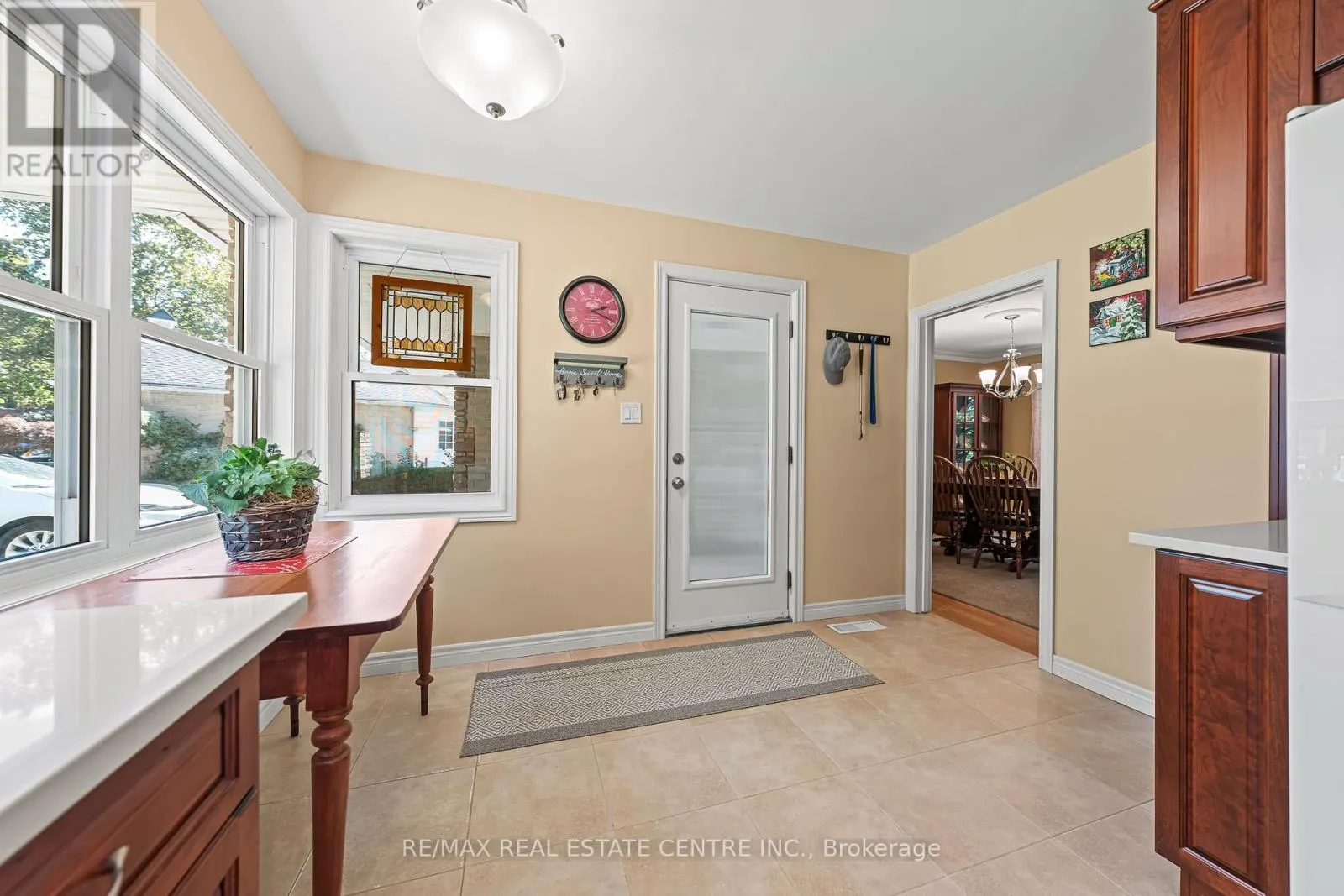 45 HIGHLAND CRESCENT