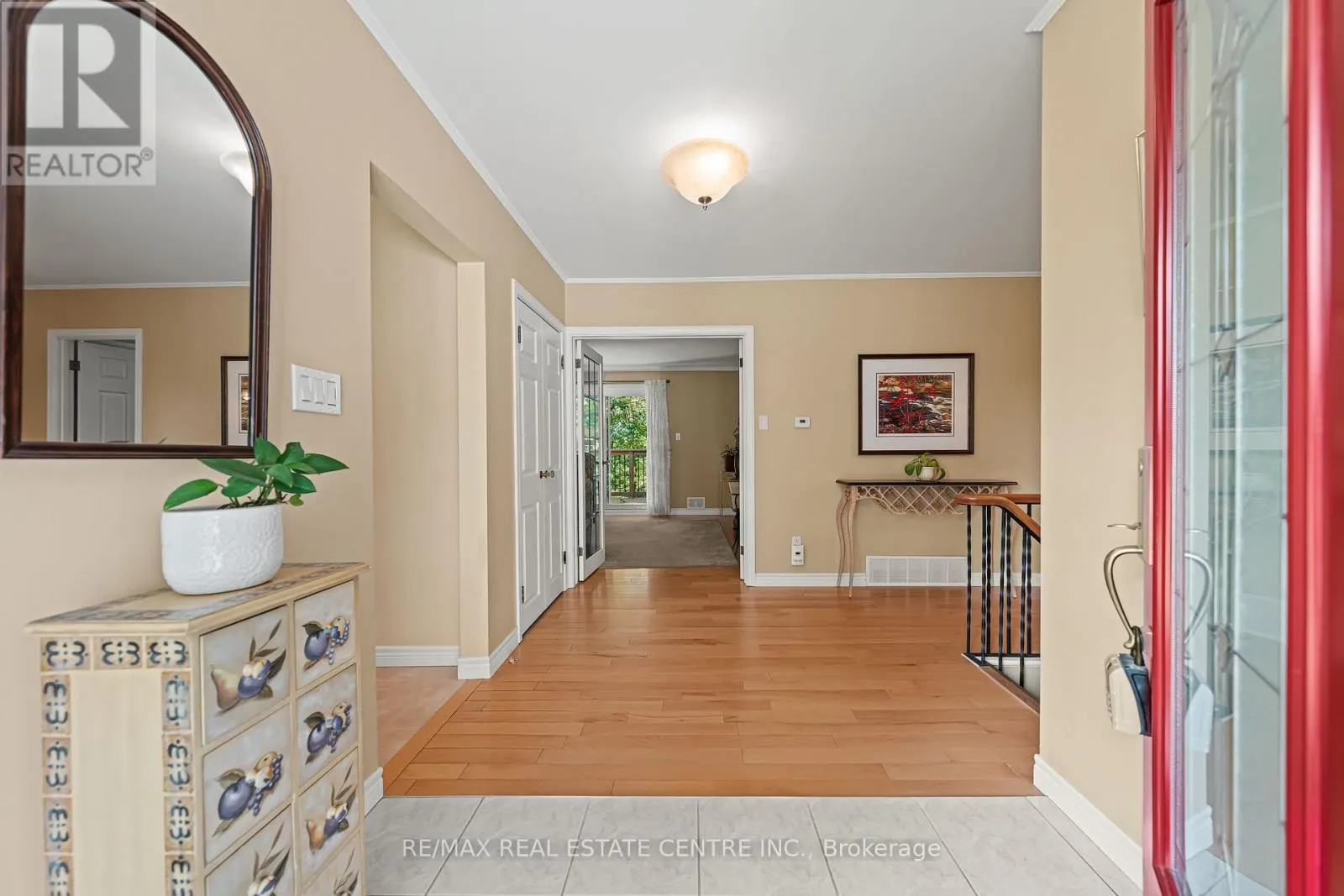 45 HIGHLAND CRESCENT