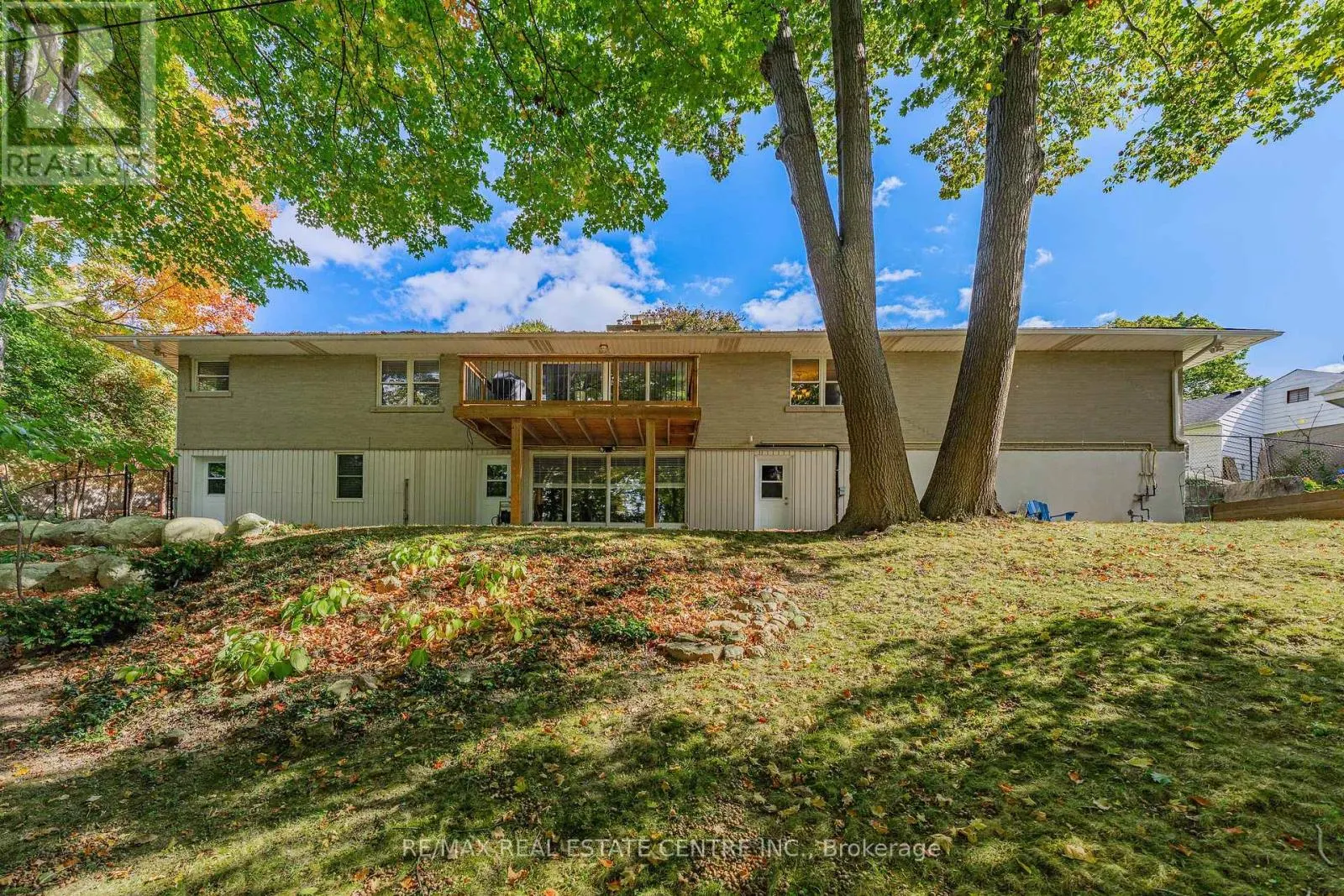 45 HIGHLAND CRESCENT