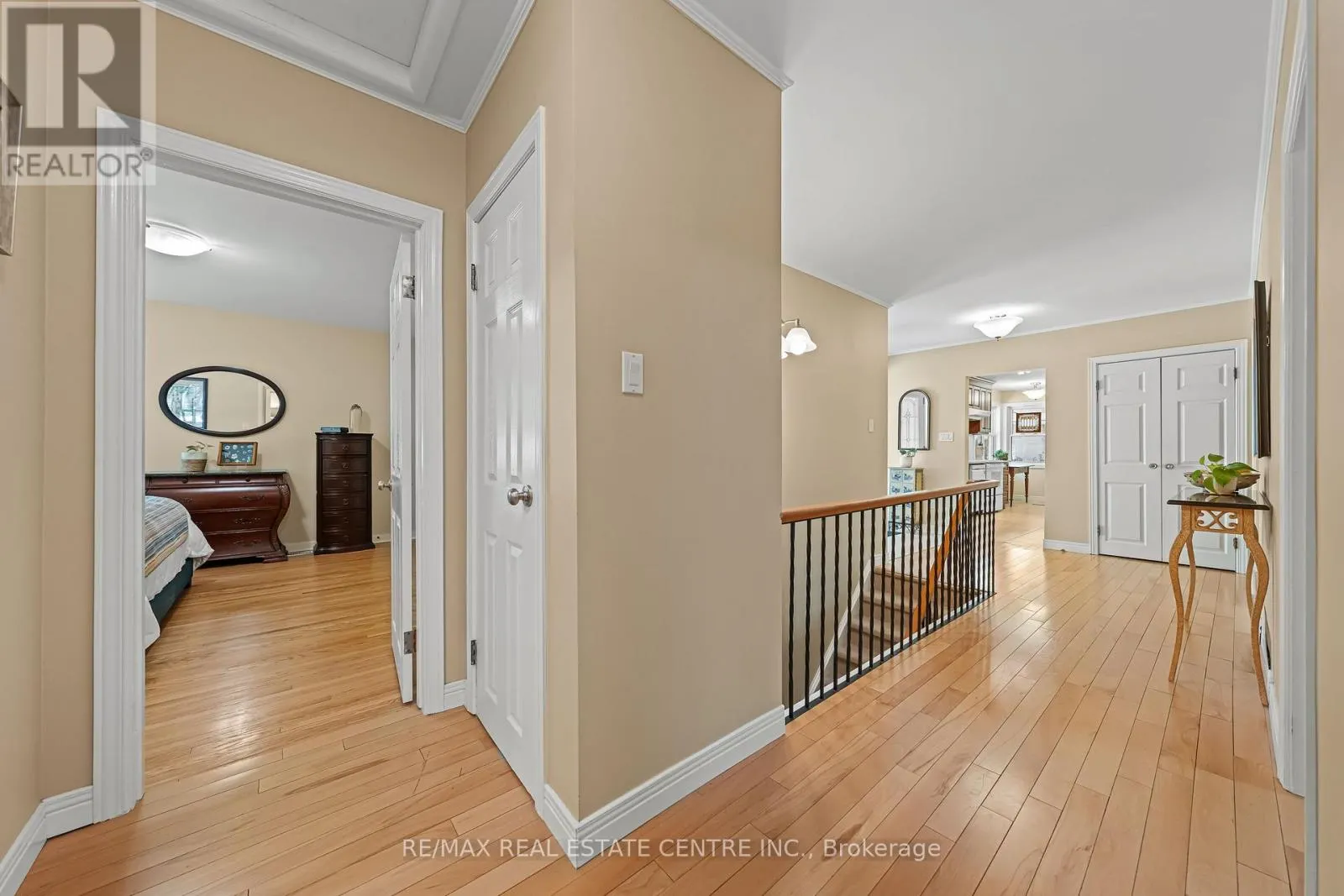 45 HIGHLAND CRESCENT