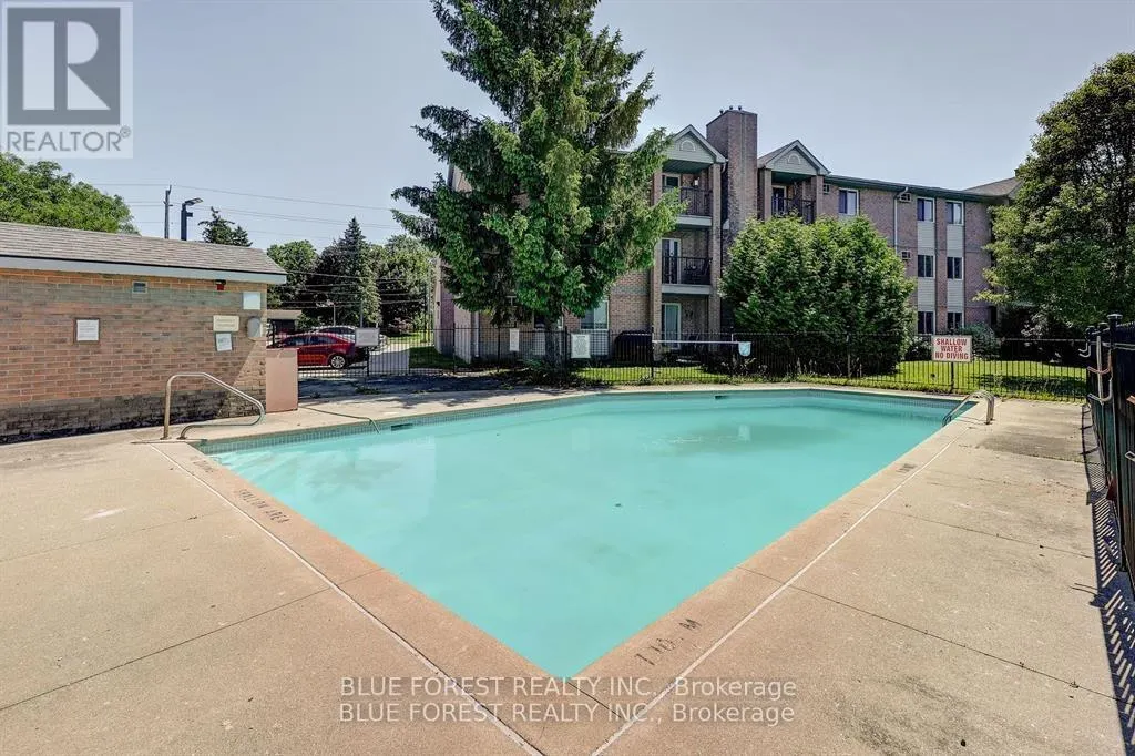 111 - 2228 TRAFALGAR STREET, #111