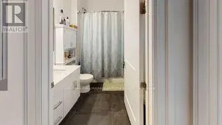 #302 - 400 GEORGE STREET N, ##302