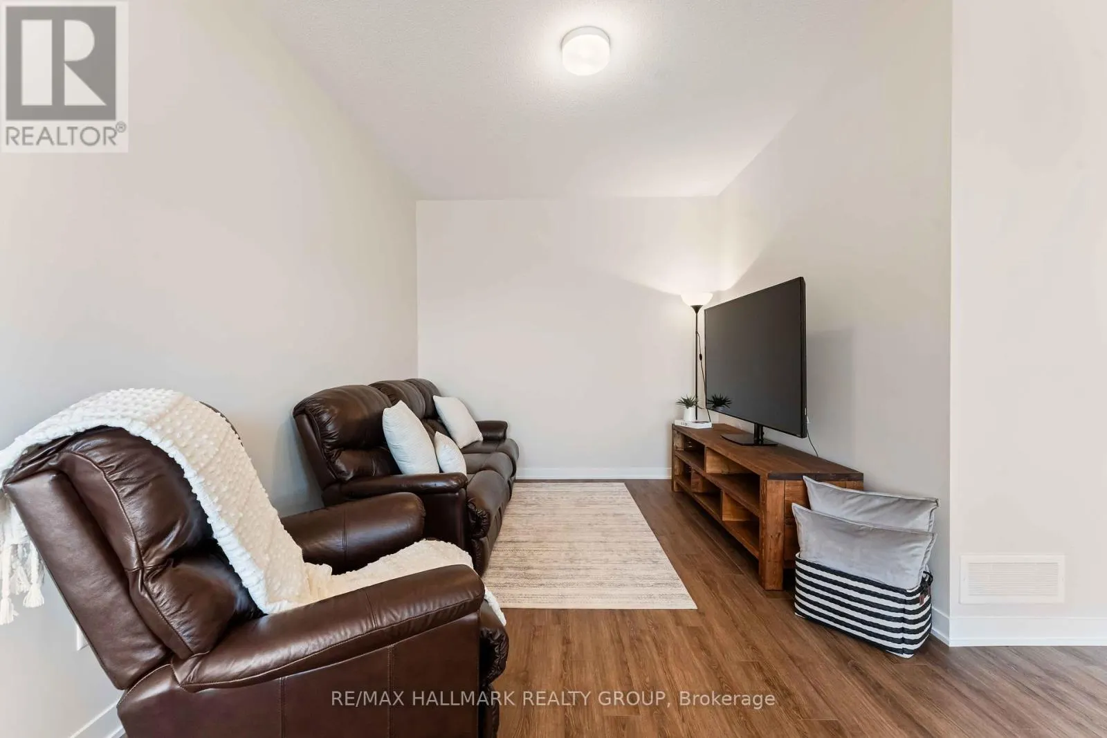 629 QUILTER ROW