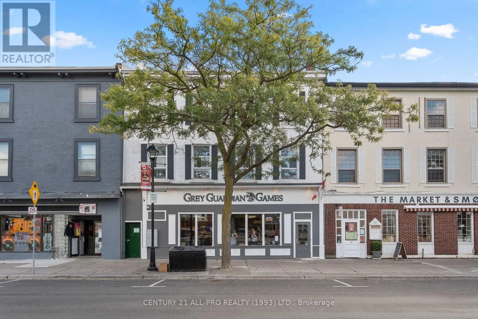 41-43 KING STREET E