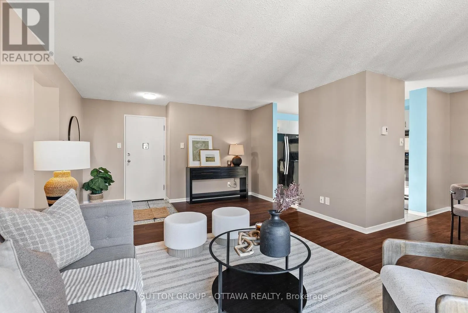 507 - 50 BURNSIDE AVENUE