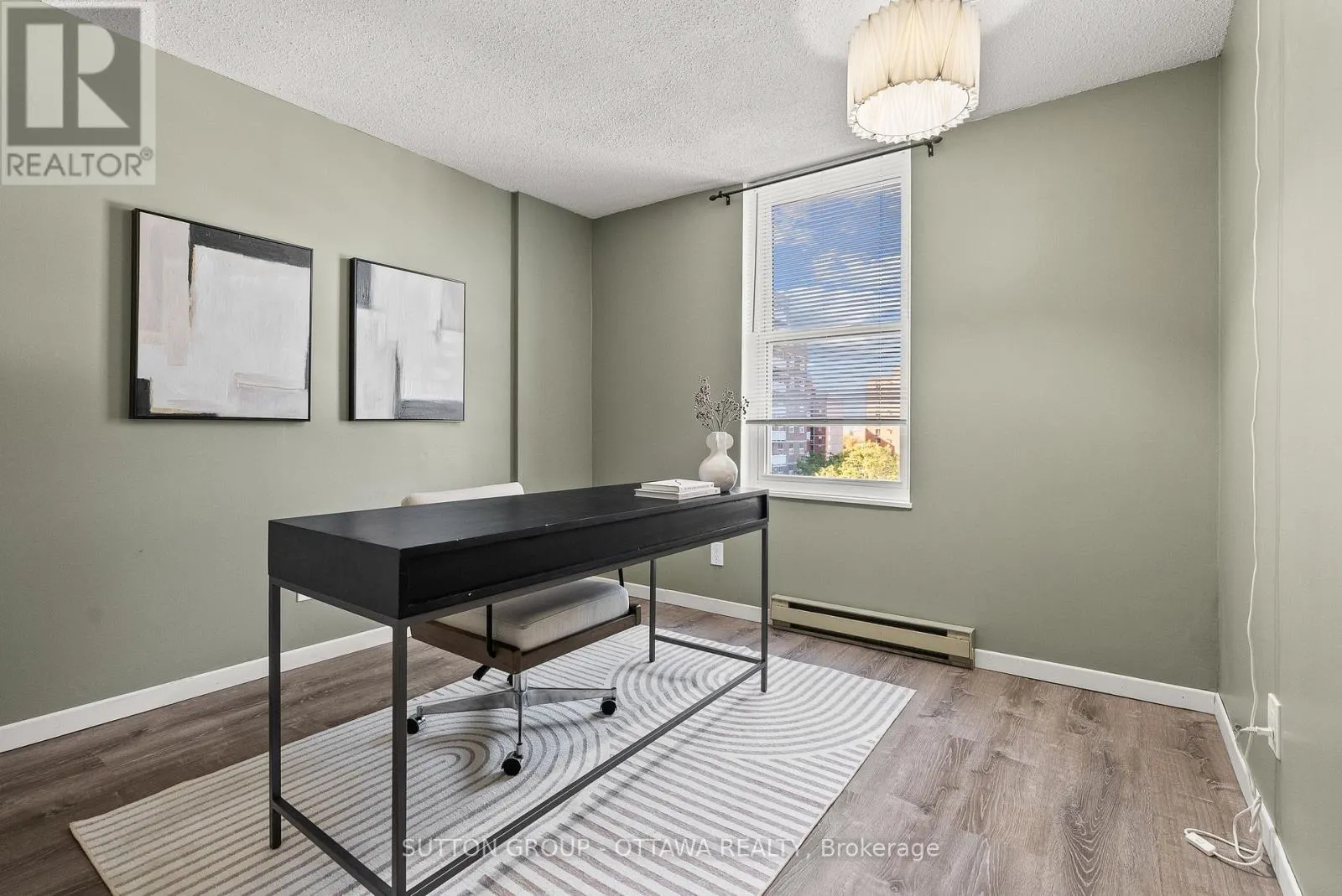 507 - 50 BURNSIDE AVENUE