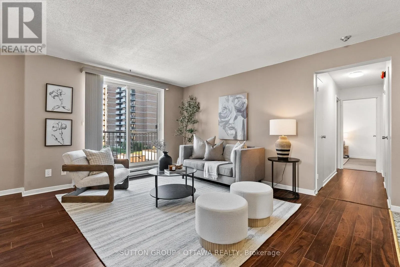 507 - 50 BURNSIDE AVENUE