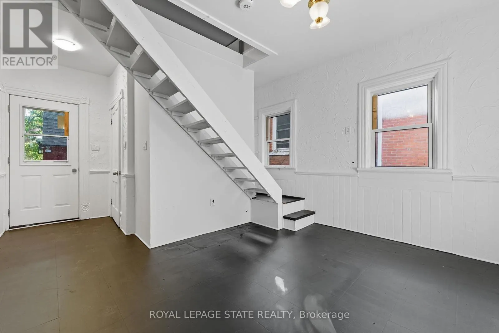 8 TASKER STREET