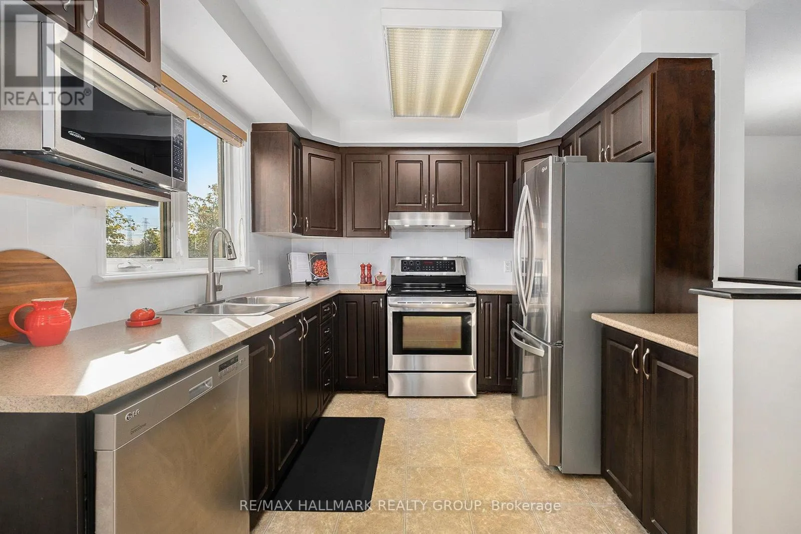 112 - 1512 WALKLEY ROAD